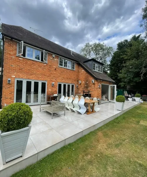 Alfons Landscaping - Porcelain Patio (95)